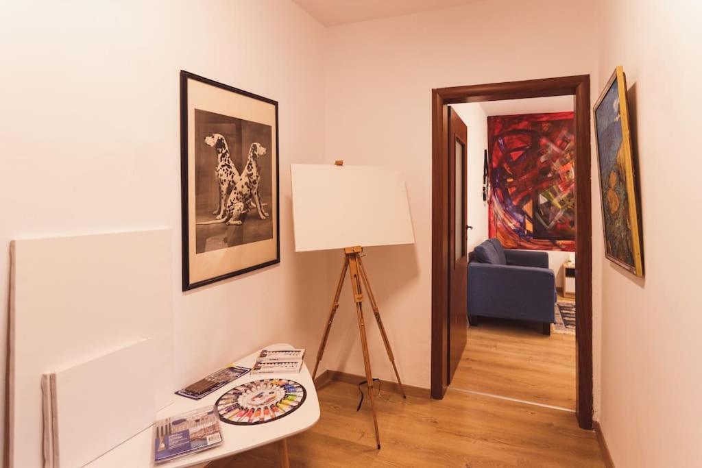 Art Studio Myslym Shyri Tiranë Luaran gambar