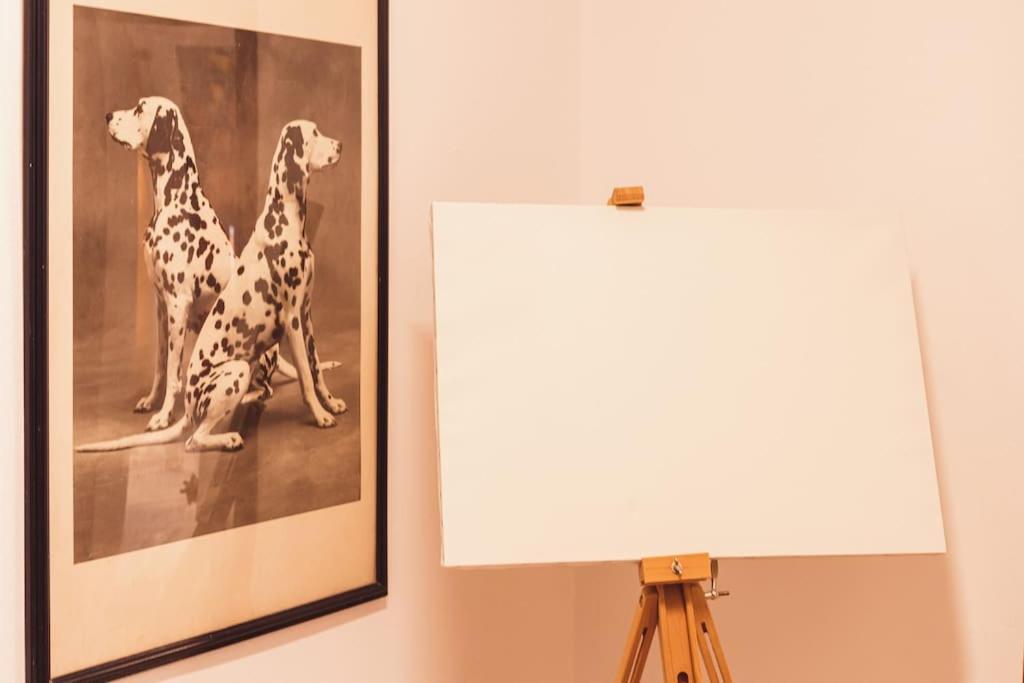 Art Studio Myslym Shyri Tiranë Luaran gambar