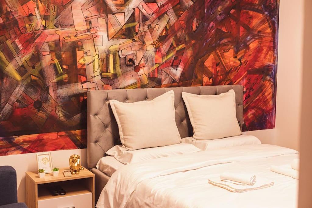 Art Studio Myslym Shyri Tiranë Luaran gambar